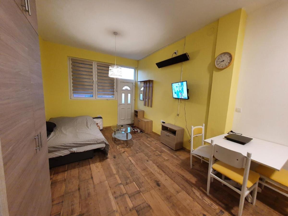 Apartmani Sarti バニャ・ルカ エクステリア 写真